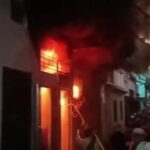 मुरादाबाद में शाॅर्ट सर्किट से आग लगने पर 5 लोगों की मौत बाकी हुए घायल।