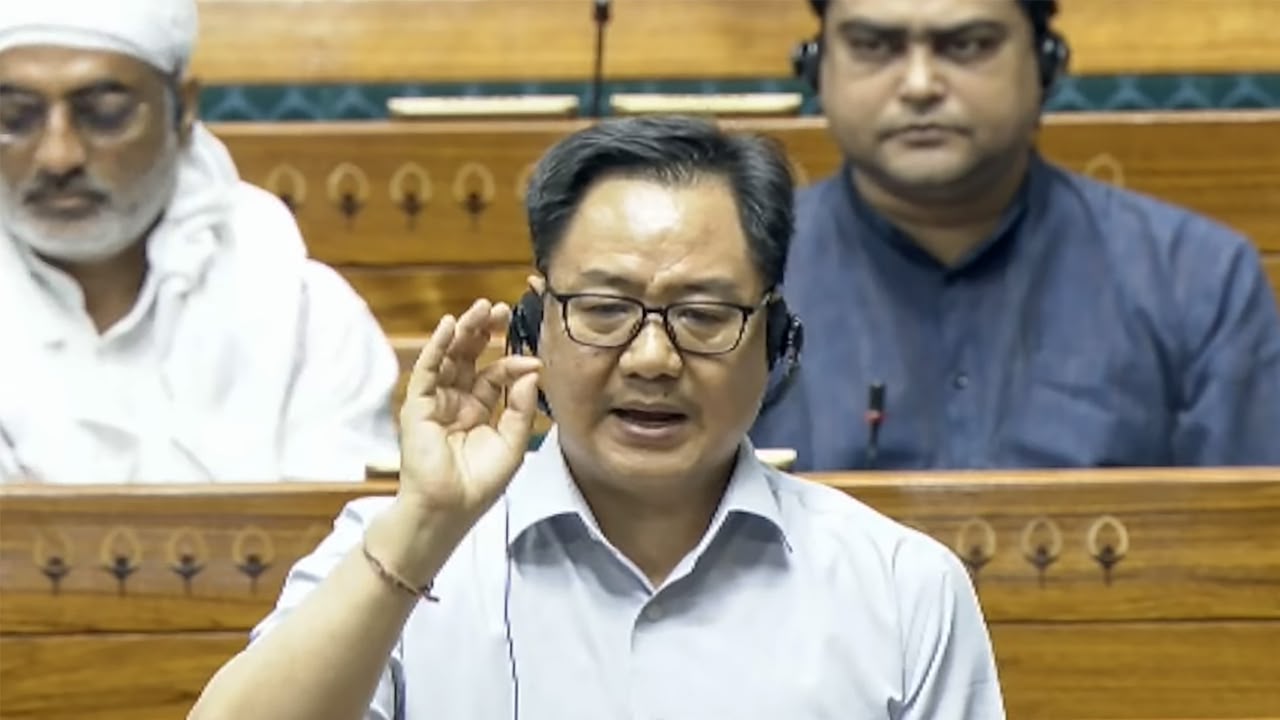 चर्चा से बचने वाले सांसदों पर कार्रवाई के संकेत