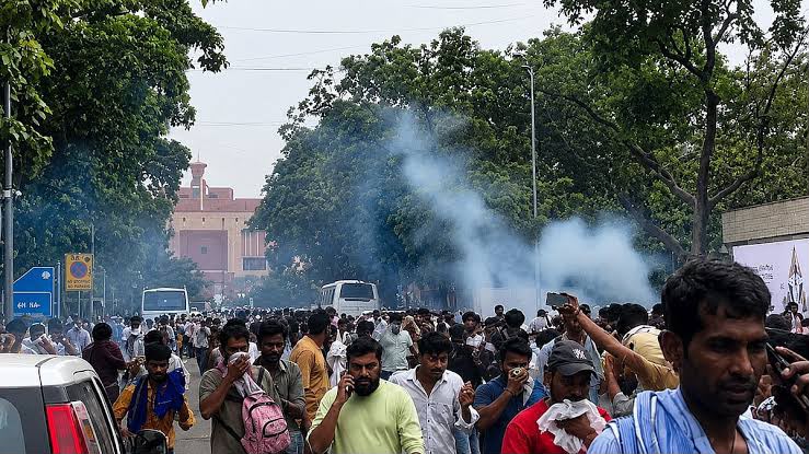 CJP मार्च में घायल हुए पुलिसकर्मियों के परिजन आए सामने