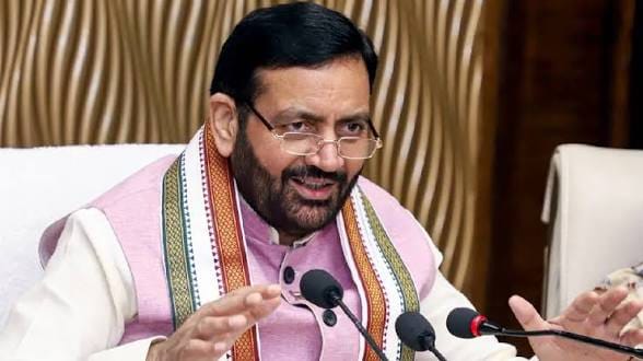 हरियाणा में शराब की हर बोतल होगी QR कोड से ट्रैक, CM नायब सैनी ने लॉन्च की नई ‘ट्रैक एंड ट्रेस’ प्रणाली
