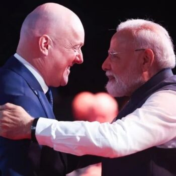 भारत – न्यूज़ीलैंड रिश्तों को मिली नई रफ्तार, पीएम मोदी की मौजूदगी में 10 अहम समझौतों पर बनी सहमति