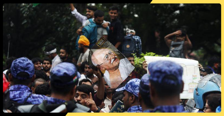 संसद मार्च की कोशिश में जुटे ‘कॉकरोच मूवमेंट’ के समर्थक, दिल्ली में शांतिपूर्ण प्रदर्शन