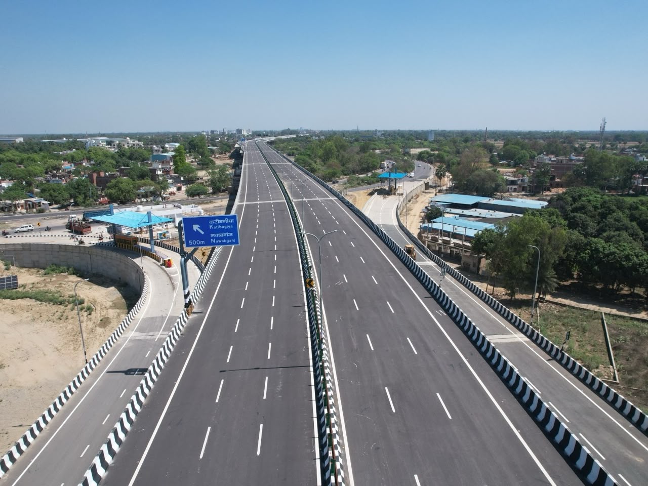 कानपुर-लखनऊ एक्सप्रेसवे स्लिपेज मामला: NHAI की बड़ी कार्रवाई, 3 अधिकारियों पर 2 साल का प्रतिबंध