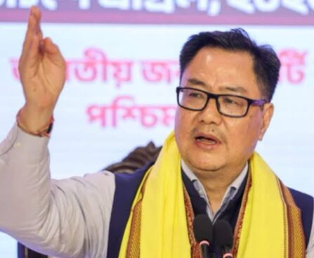 राज्यसभा में किरेन रिजिजू का विपक्ष पर हमला, बोले- ‘जो राम के अस्तित्व पर सवाल उठाते थे, वही आज चंदे पर सवाल कर रहे हैं’