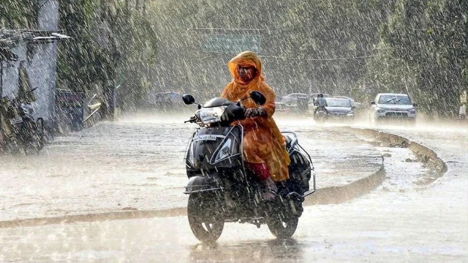 Weather Update: देशभर में मॉनसून फिर सक्रिय, कई राज्यों में भारी बारिश का अलर्ट