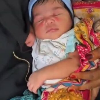 हैदराबाद में 5 लाख रुपये में नवजात बच्ची बेचने की कथित कोशिश नाकाम