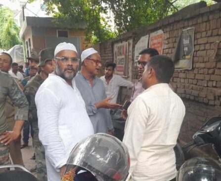 सावन में वाराणसी प्रशासन का बड़ा एक्शन: प्रतिबंध के बावजूद मीट बेचने वालों पर ₹40 हजार से अधिक का जुर्माना