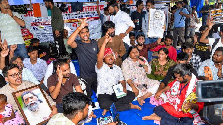 रांची में छात्र आंदोलन तेज, भूख हड़ताल पर बैठे छात्र की बिगड़ी तबीयत