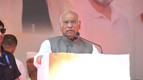 खरगे की हल्द्वानी रैली से कांग्रेस ने 2027 के चुनाव का बिगुल फूंका? कुमाऊं में BJP के खिलाफ रणनीति पर जोर