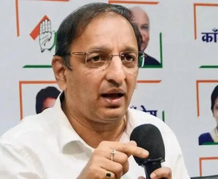 पीएम मोदी से मिलेंगे NCP शरद गुट के 8 सांसद, उद्धव के बाद कांग्रेस ने भी साधा निशाना