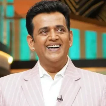 रवि किशन के ‘पैसा मेरे पीछे आता है’ वाले बयान पर मचा बवाल, अब सांसद ने बताया क्या है असली मतलब
