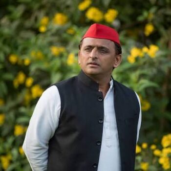 आकाश आनंद के ‘अंकल’ वाले बयान पर अखिलेश यादव का जवाब, बोले- मुद्दा अंकल का नहीं