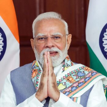 PM Modi का Gen Z को संदेश, बोले- ‘रील और शॉर्टकट के दौर में ऑटोबायोग्राफी जरूर पढ़ें’