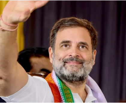 वीर सावरकर अपमान मामले में राहुल गांधी को बड़ी राहत, सुप्रीम कोर्ट ने लखनऊ कोर्ट का समन किया रद्द