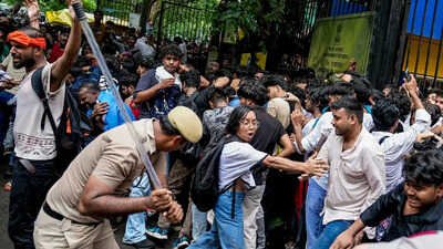 छात्र प्रदर्शन में लाठीचार्ज और बल प्रयोग पर दिल्ली पुलिस का SC में हलफनामा