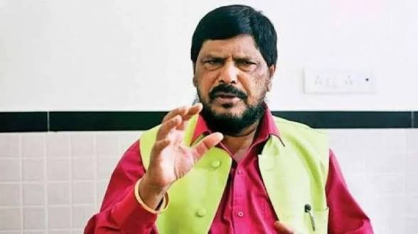 आरक्षण विरोध पर रामदास आठवले का बड़ा बयान, बोले- विरोध करने वालों पर राजद्रोह का केस हो