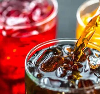 Cold Drink जानिए कब और कैसे पिएं, सेहत पर नहीं पड़ेगा ज्यादा असर
