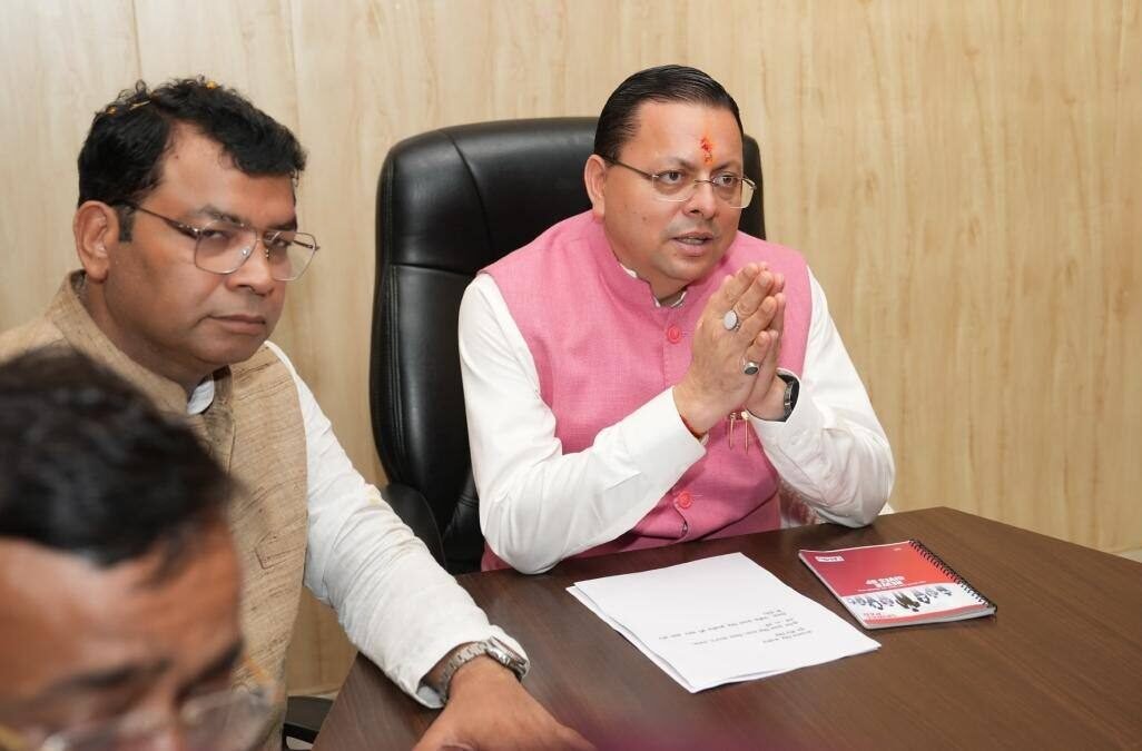 उत्तराखंड में आवास विभाग की योजनाओं की समीक्षा, मास्टर प्लान से लेकर RERA तक कार्यों में तेजी के निर्देश