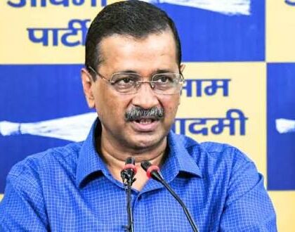 E20 फ्यूल पर X में भिड़े अरविंद केजरीवाल और अमित मालवीय, पेट्रोल में E50 मिलाने के दावे पर छिड़ी बहस