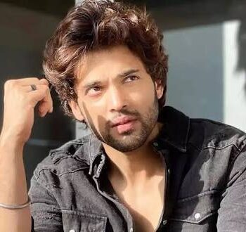‘आंसू नहीं रुक रहे, सांस लेने में हो रही दिक्कत…’ पार्थ समथान ने शेयर किया दर्द, पोस्ट से फैंस हुए चिंतित
