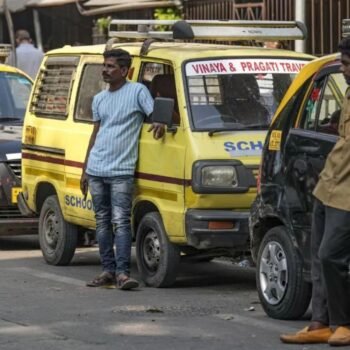 मुंबई में ऑटो-टैक्सी का सफर होगा महंगा, 1 सितंबर से बढ़ सकता है किराया
