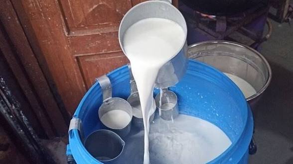 महाराष्ट्र में दूध के दाम बढ़े, अब 102 रुपये लीटर मिलेगा दूध