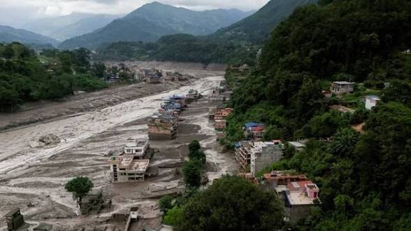 नेपाल में फिर मंडरा रहा बड़ी आपदा का खतरा, 25 ग्लेशियल झीलें बन सकती हैं तबाही की वजह