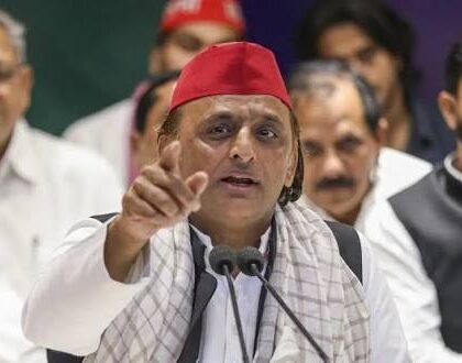 अखिलेश यादव और CJP प्रवक्ता की 90 मिनट की मुलाकात से यूपी की सियासत में हलचल, क्या बन रहा है नया समीकरण?