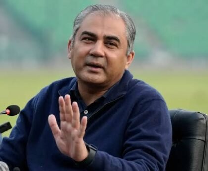 मोहसिन नकवी ने भारत का उदाहरण देकर किया पाक टीम का बचाव