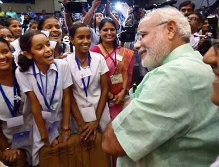 शिक्षक दिवस पर PM मोदी की शिक्षकों से खास मुलाकात, बोले- बच्चों का बचपन बचाए रखना शिक्षक की सबसे बड़ी जिम्मेदारी