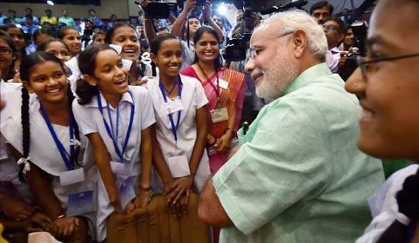 शिक्षक दिवस पर PM मोदी की शिक्षकों से खास मुलाकात, बोले- बच्चों का बचपन बचाए रखना शिक्षक की सबसे बड़ी जिम्मेदारी