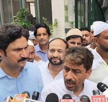 सहारनपुर में मस्जिद गिराए जाने पर गरमाई सियासत, इमरान मसूद बोले- संविधान पर चलाया गया हथौड़ा