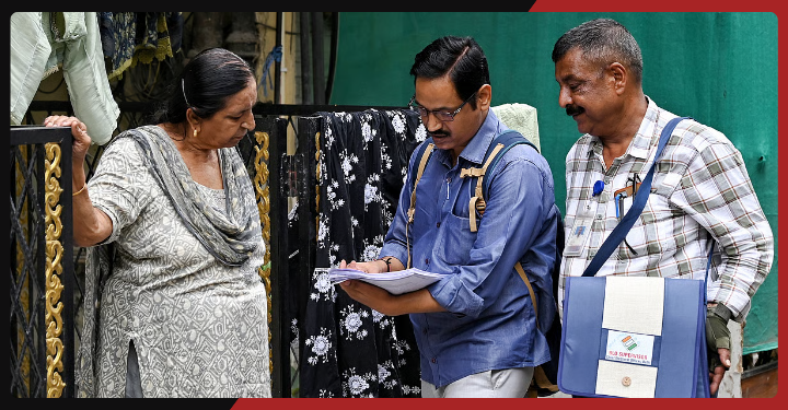 SIR शुरू होने से पहले ही दिल्ली की वोटर लिस्ट से गायब हुए 11 लाख नाम! उठे पारदर्शिता और मतदाता अधिकारों पर सवाल